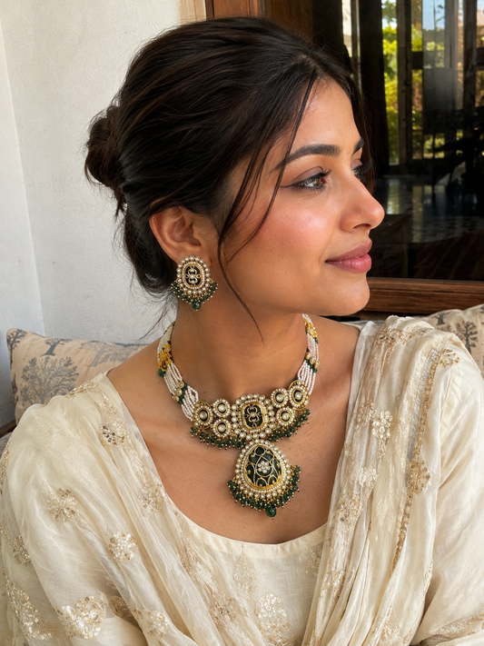 Aurea Emerald Royale Kundan Choker Set