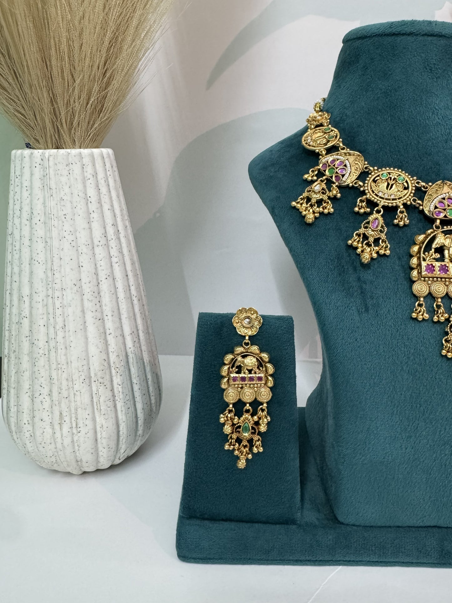 Royal Temple Antique Necklace Set
