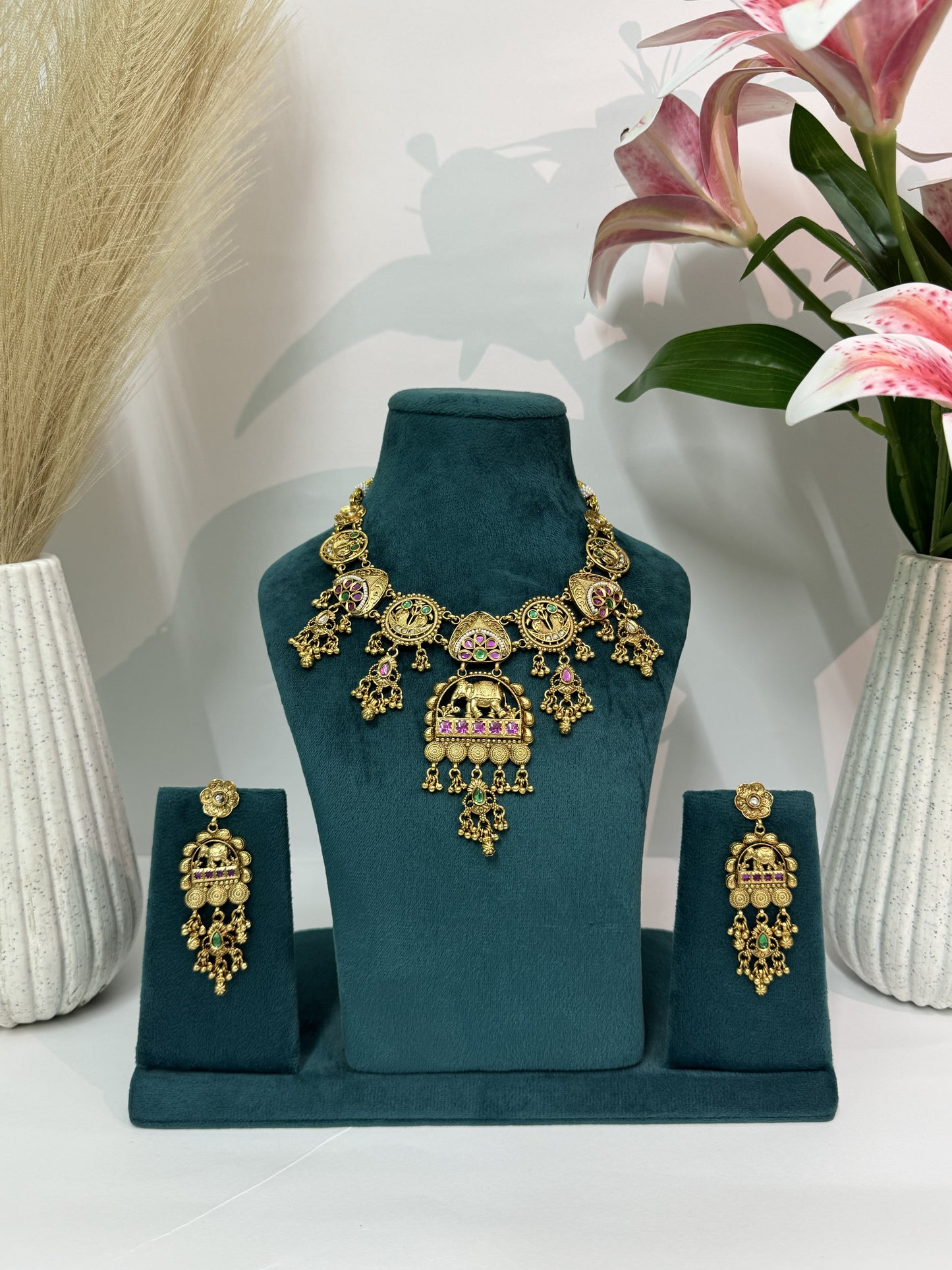 Royal Temple Antique Necklace Set