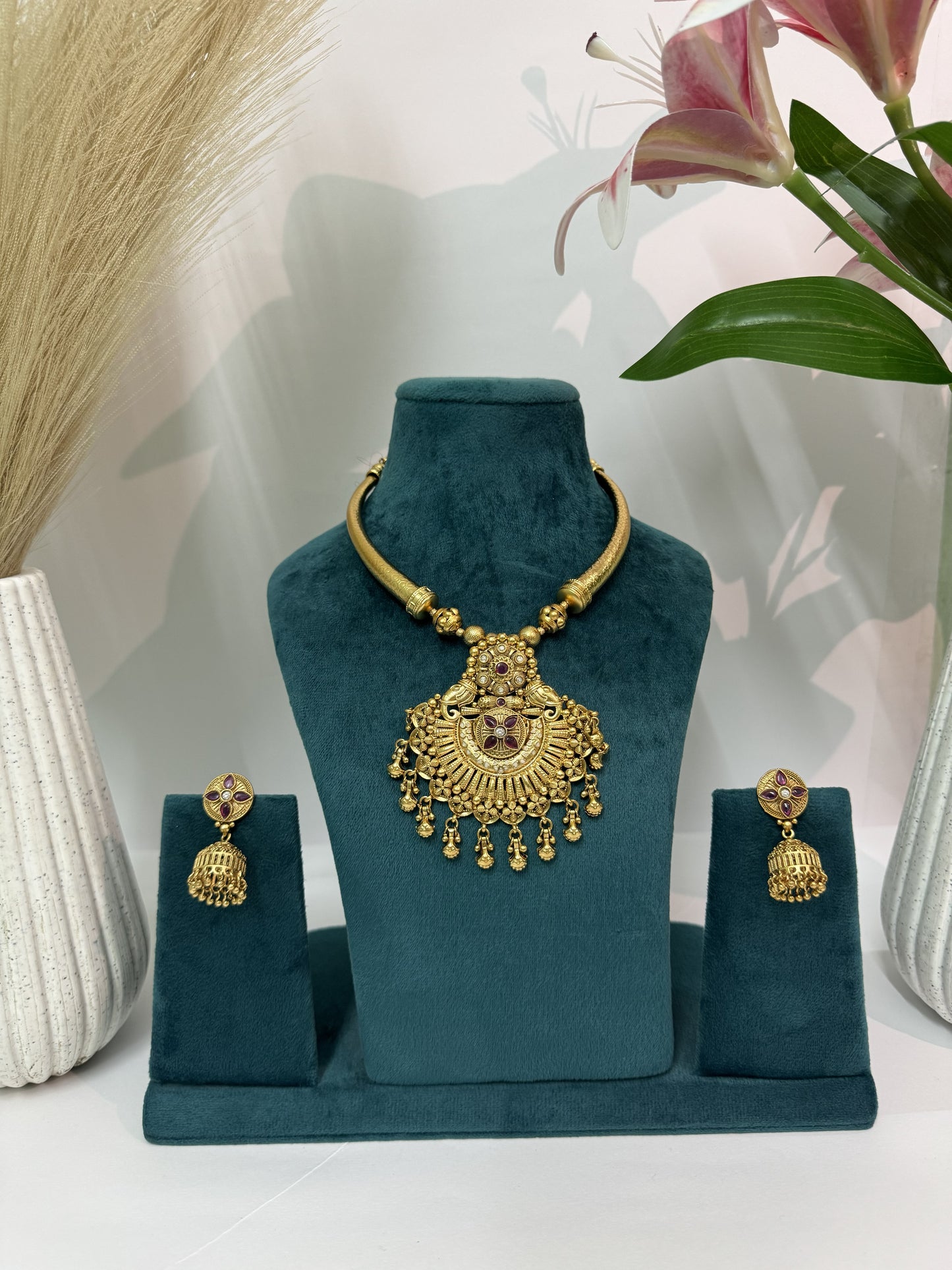 Aurea Surya Heritage Necklace Set
