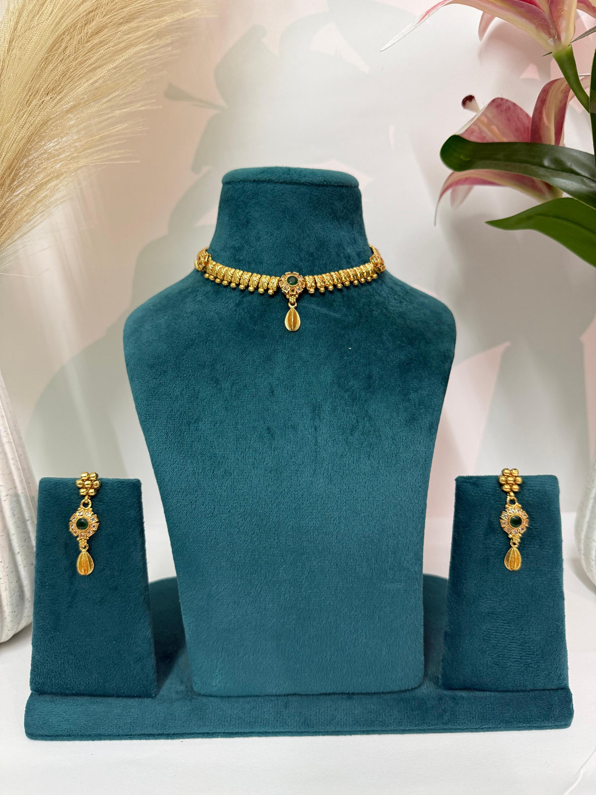 Aurea Emerald Green Stone Gold-Tone Choker Necklace Set