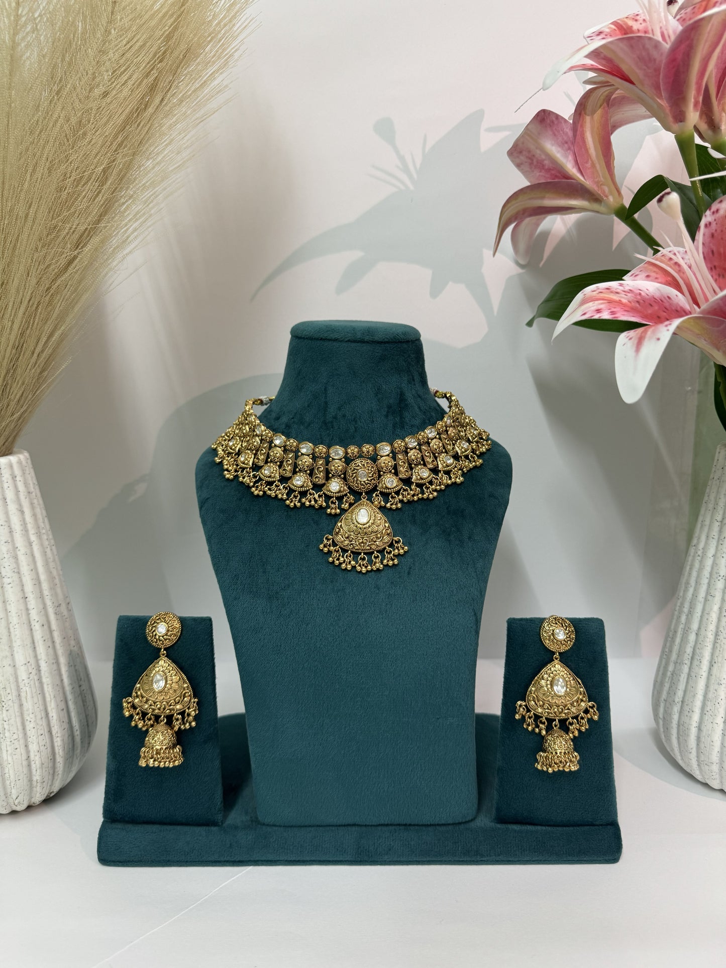 Aurea Noor Mahal Antique Choker