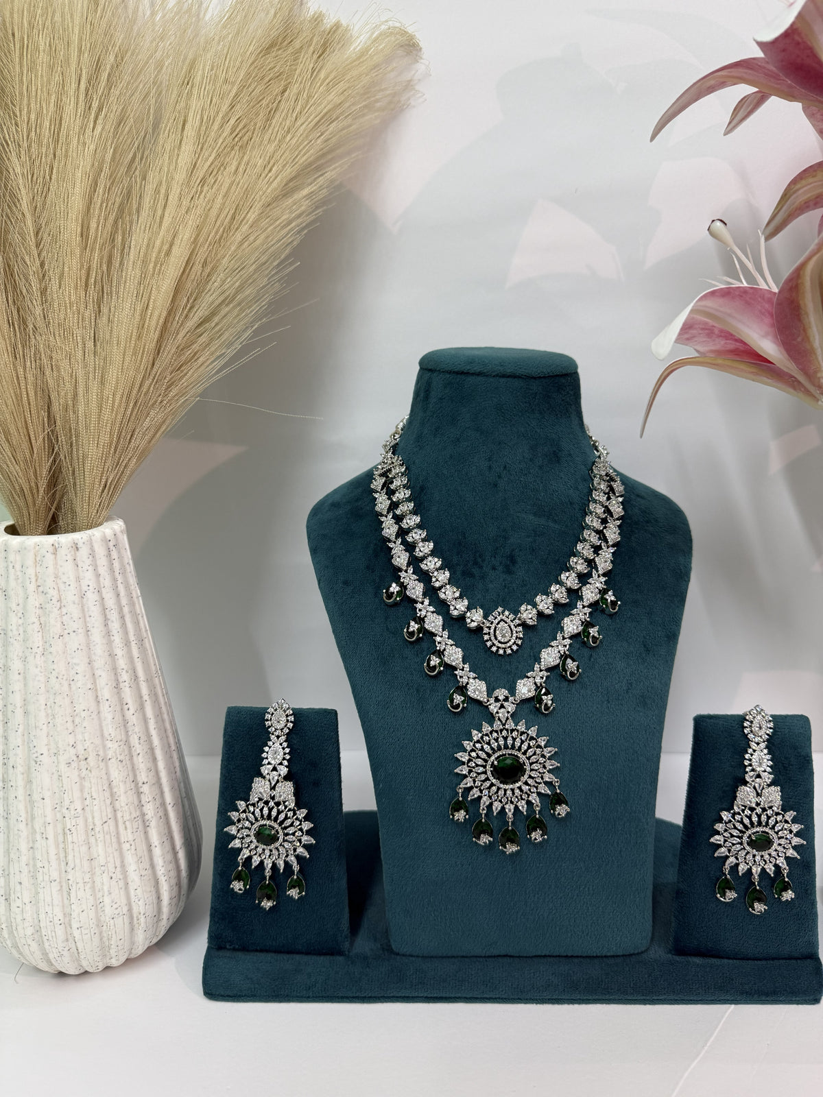 Aurea Emerald Celestia AD Necklace Set