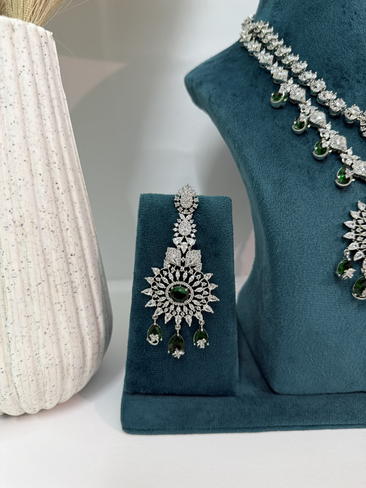 Aurea Emerald Celestia AD Necklace Set