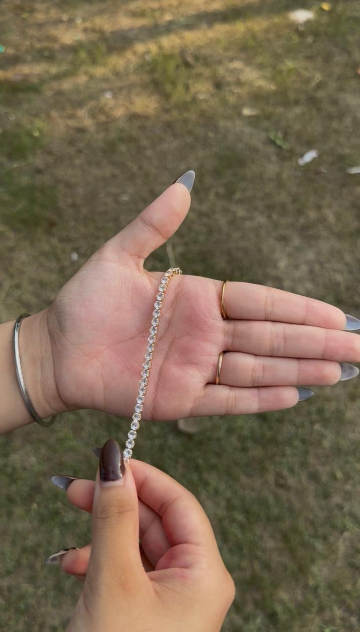 Éclat Crystal Tennis Bracelet